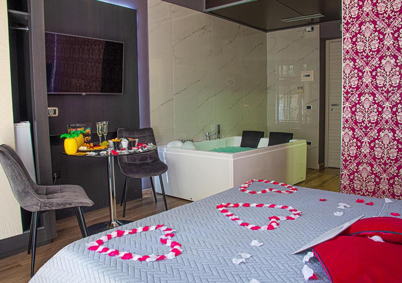 Hotel Angioino & Spa เนเปิลส์ ภายนอก รูปภาพ